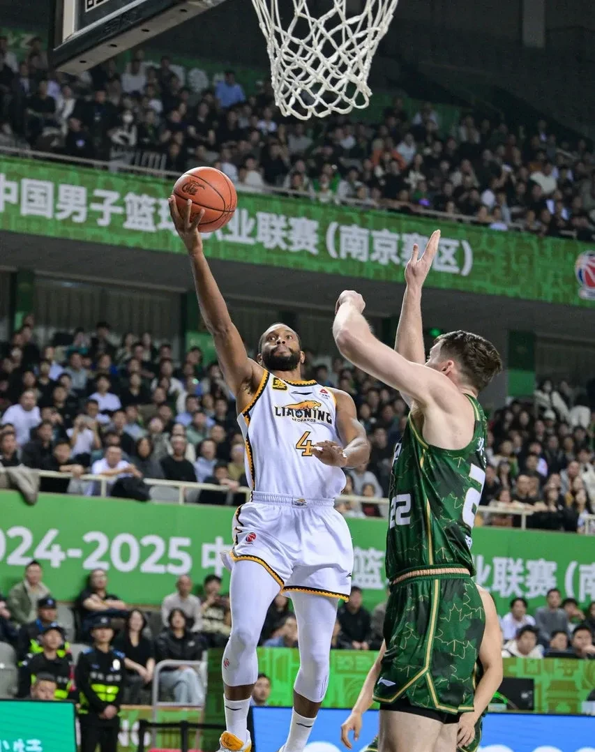 九游体育官网-来cba季后赛cba半决赛辽粤大战胡明轩